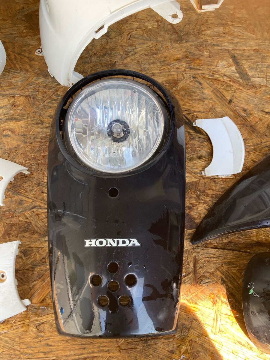 60067■ ホンダ クレアスクーピー AF55 (131番台〜) 外装 インナーレッグ フロント カウル サイド カバー モール フェンダー セット 下_画像4