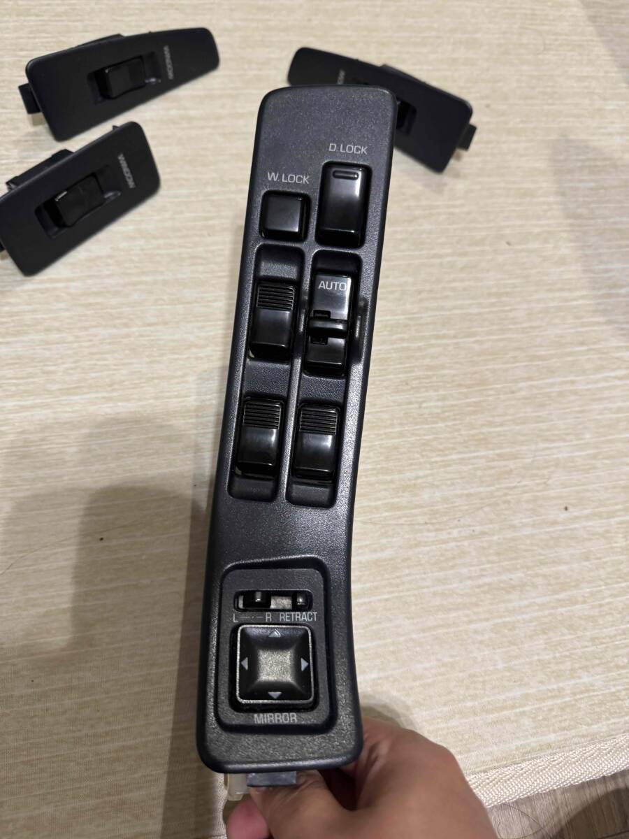 【美品】 130 クラウン トヨタ jzs130s 純正 パワーウィンドー スイッチ 1台分 _画像1