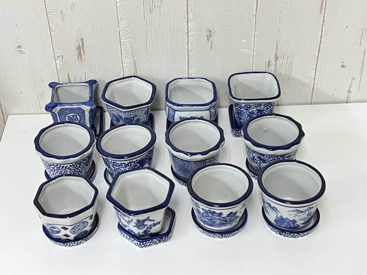 陶器 【皿付き 植木鉢 十二点セット】 染付 盆栽 植物 多肉 庭園 お庭 人気 訳有り_画像1