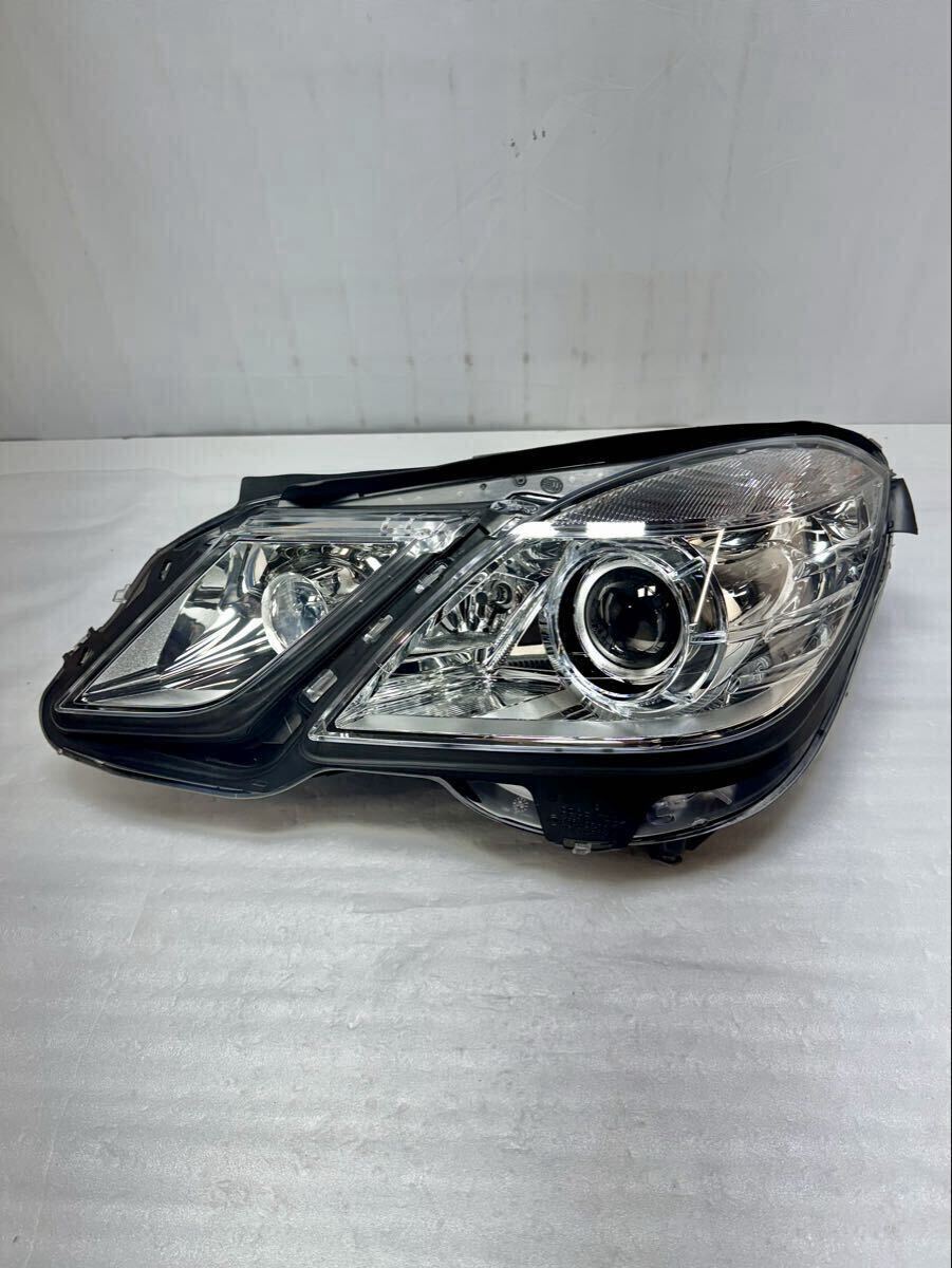 S-4989【美品】ベンツ Eクラス 左 ヘッドライト HID W212 前期 A 212 820 5761 KZ A 212 820 09 39 Mercedes 純正 10.15@佐_画像1