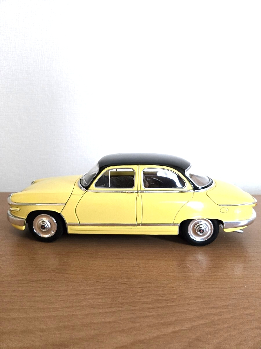 PANHARD　PL17 1/18　 ミニカー_画像8
