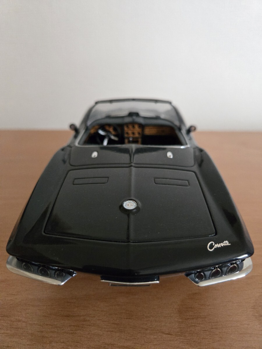 Chevrolet　Mako Shark 1/18　UT ltd製　ミニカー_画像6