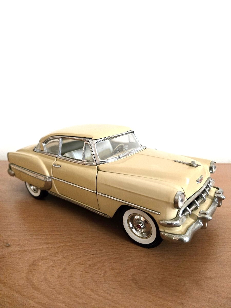 Bel Air 1954 1/18 ミニカー　左ドア開閉不良_画像8
