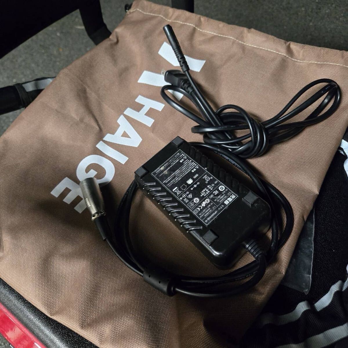 【動作確認済み】HAIGE ハイガー産業 シニアカー HG-DWAC01S 電動カート ライト点灯 取扱説明書付き 中古 美品 埼玉県直接引取り_画像5