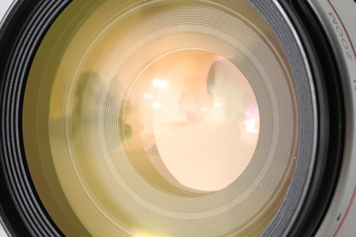 ◆超極上美品◆キヤノン Canon EF 100-400mm F4.5-5.6L IS USM 付属品満載 元箱◇M48740_画像4