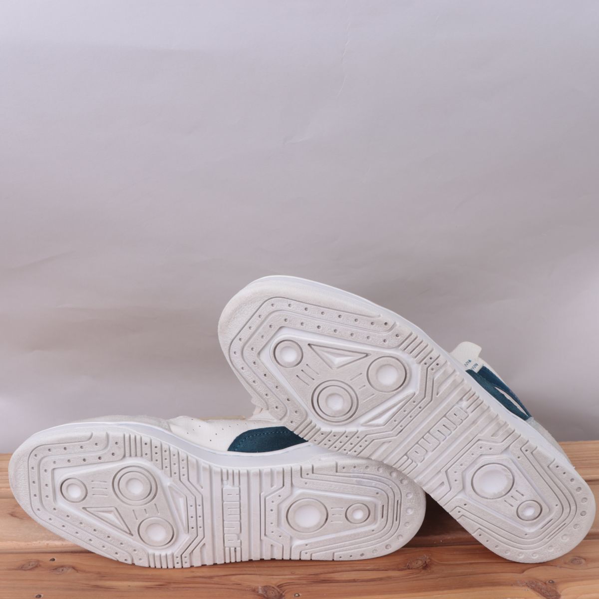 z2411 プーマ スリップストリーム ミッド US10 28.0cm/白 ホワイト 紺 ピンク 灰 グレー系 PUMA SLIPSTREAM MID メンズ スニーカー 中古_画像6