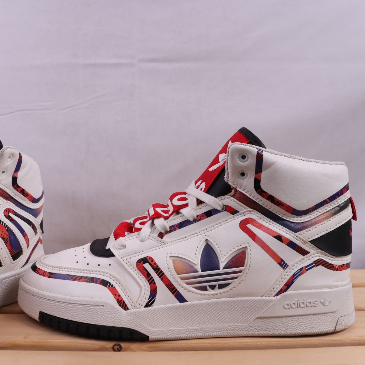 z2740 アディダス ドロップ ステップ XL US9 27.0cm/白 ホワイト 赤 黒 柄 adidas DROP STEP XL メンズ スニーカー 中古_画像4