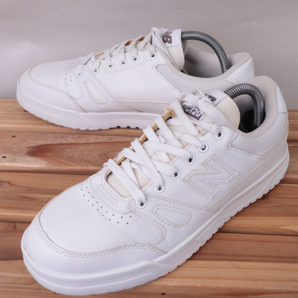z2987【CT20】ニューバランス US8.5 26.5cm/白 ホワイト newbalance メンズ スニーカー 中古_画像1