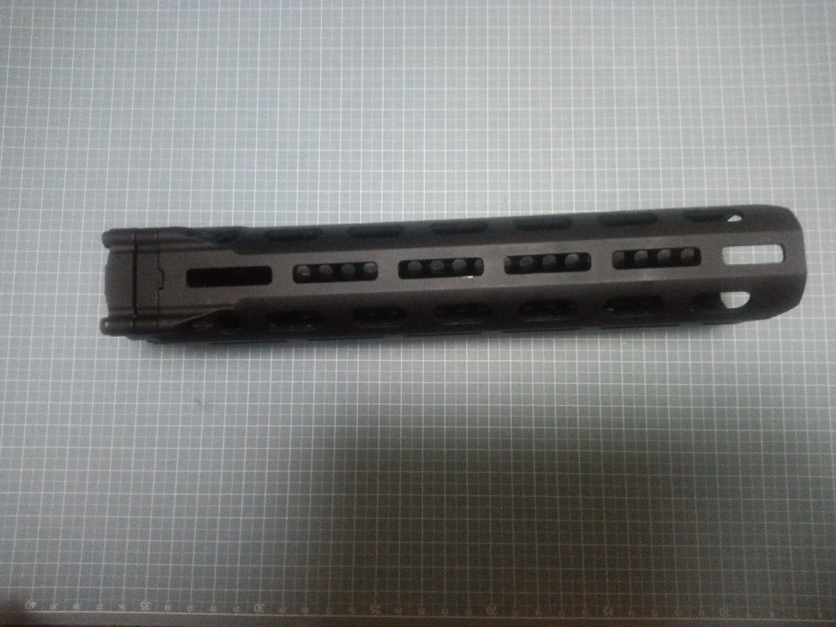 『処分品』DanielDefense MFR 10インチ ハンドガード ダニエルディフェンス 実物_画像5