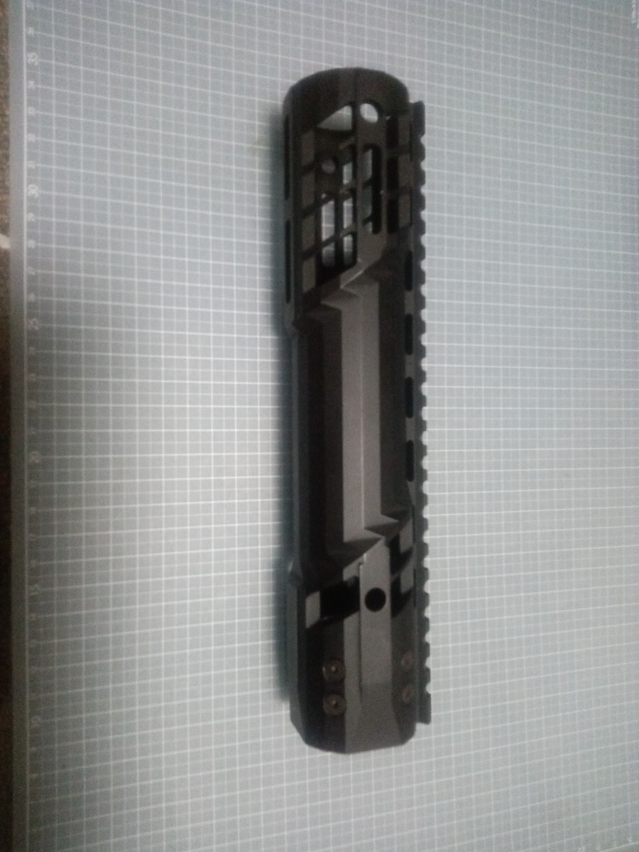 『処分品』FIREARMS F-1 C7M 9.5インチ ハンドガード レプリカ_画像1