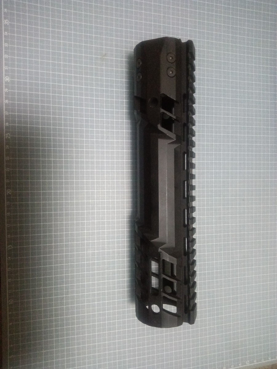 『処分品』FIREARMS F-1 C7M 9.5インチ ハンドガード レプリカ_画像2