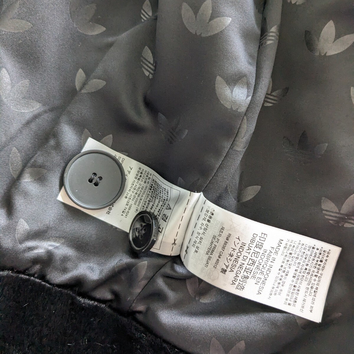 新品 adidas フェイクファーコート 未使用 アディダスオリジナルス L 黒 アウター タグ付き_画像6