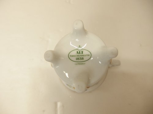 1050429w【ドイツ ALT TIRSCHENREUTH ティルシェンロイト デミタスカップ＆ソーサー】花柄 金彩/コーヒーカップ/中古品_画像10