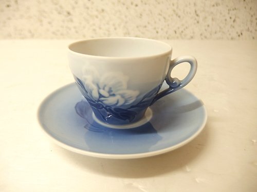 1050389w【ビングオーグレンダール B & G デミタスカップ＆ソーサー】クリスマスローズ/COPENHAGEN MADE IN DENMARK/北欧陶磁器/中古品_画像1