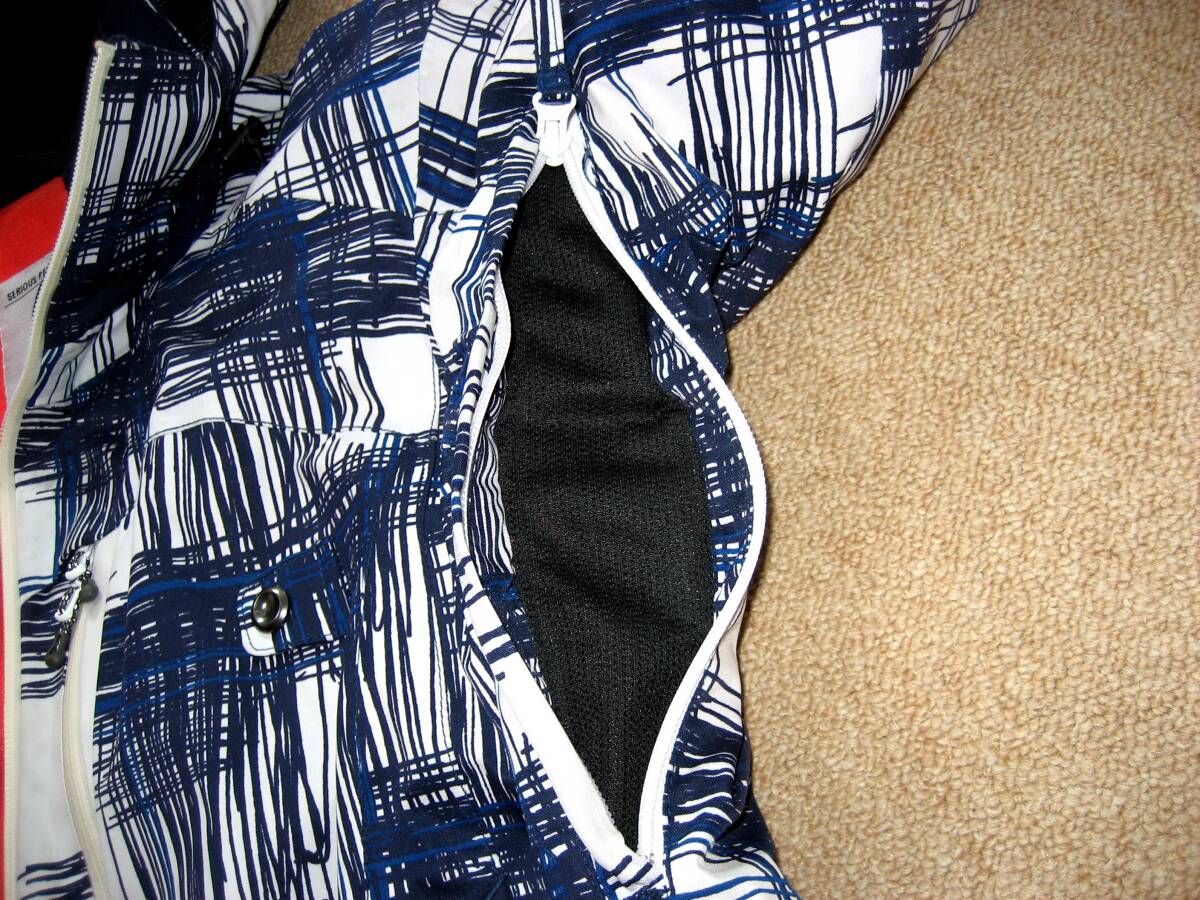 ミズノ 高機能 デモウェアー上下セット 上Sサイズ 下Mサイズ ブレスサーモ☆ デサント ゴールドウィン オンヨネ フェニックス☆_画像5