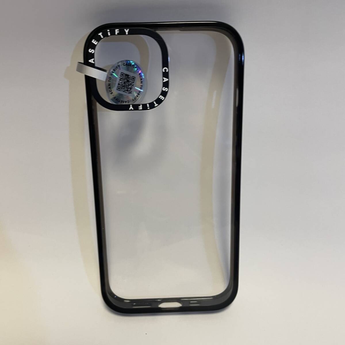 CASETiFY コンパクト iPhone 15 ケース [MIL規格準拠 (2x MIL-STD-810G) / 1.2mからの落下テストをクリア] - クリア ブラック_画像7