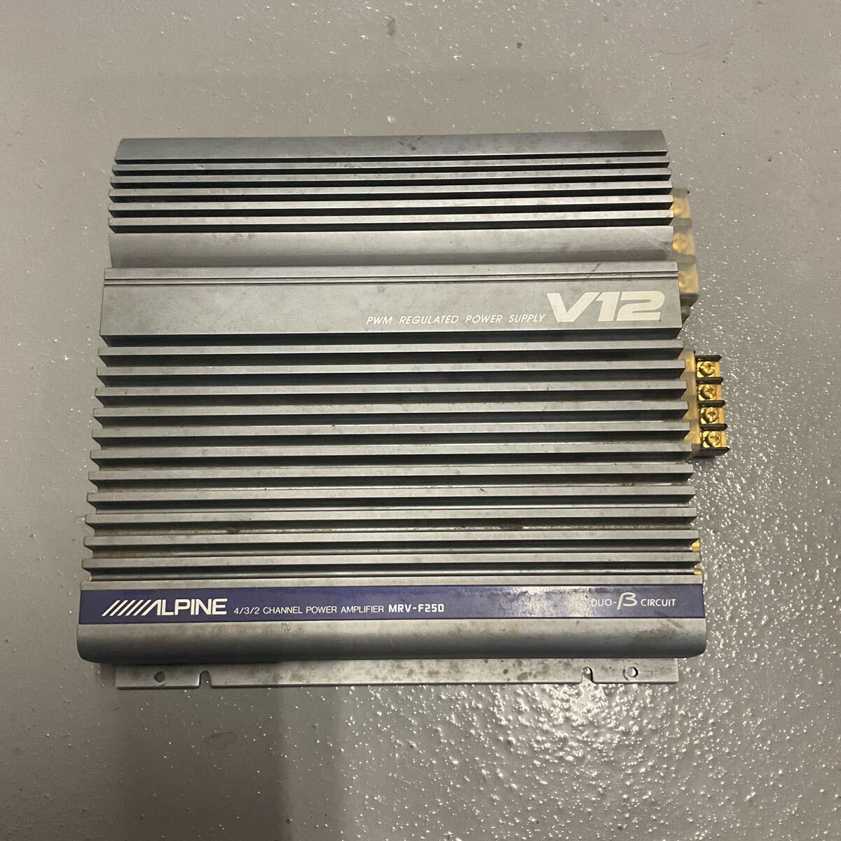 ALPINE アルパイン MRV-F250 4ch 3ch 2ch パワーアンプ カーオーディオアンプ オーディオ スピーカー ウーハーの画像1