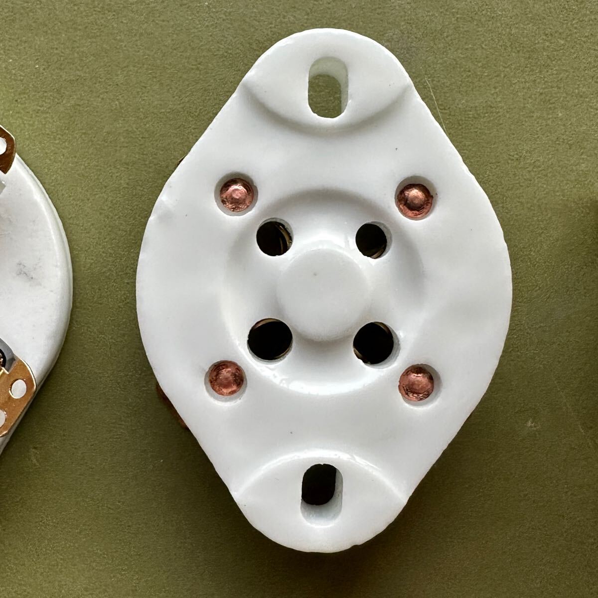 UX 4p 金メッキ ソケット 4ピン 300B 2A3 他 セラミック Socket Gold オーディオ 自作 修理 真空管_画像3