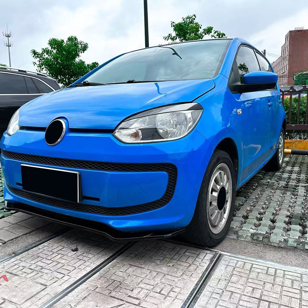 スポーティ全開♪ カーボン ルック アイライン ヘッドライト ヘッドランプ ガーニッシュ フォルクワーゲン UP! アップ! ムーブ ハイ_画像2