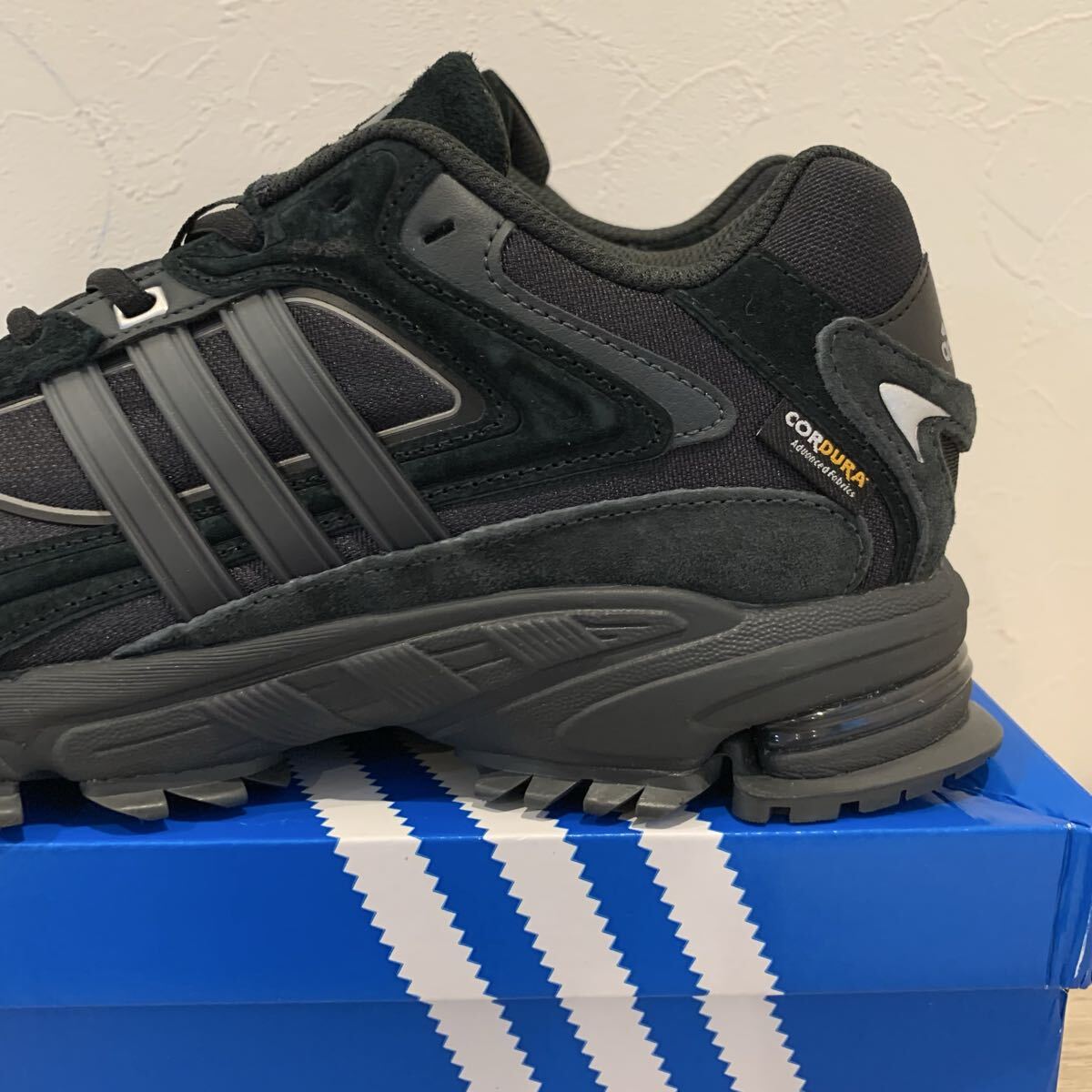 adidas RESPONSE CL TR(IG4512)28.0cm / samba city stan smith handball spezial superstar campus spzl zx 82 80 sl 72 adizero 8000