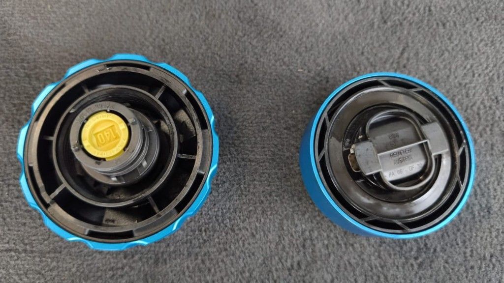 BMW F30 F31 エンジンN47 BLACKLINE クーラントキャップ オイルキャップ キャップ_画像5