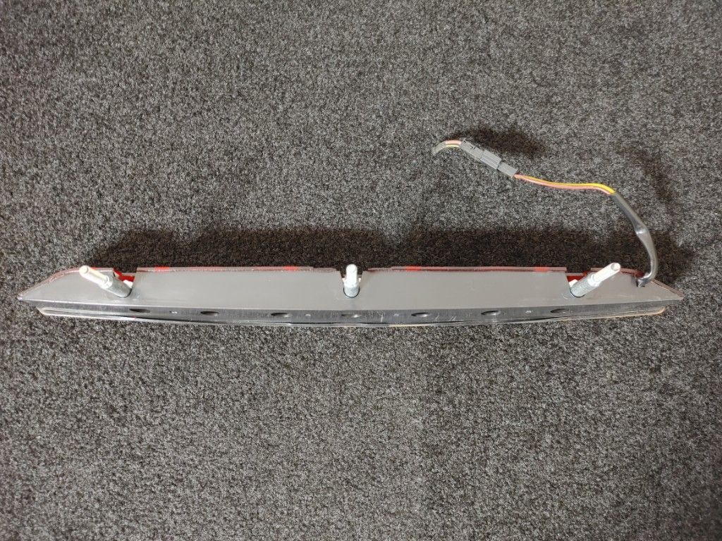 BMW E85 Z4 BU25 BU30 ハイマウント ストップランプ レッド テールランプ 動作OK　y492_画像5