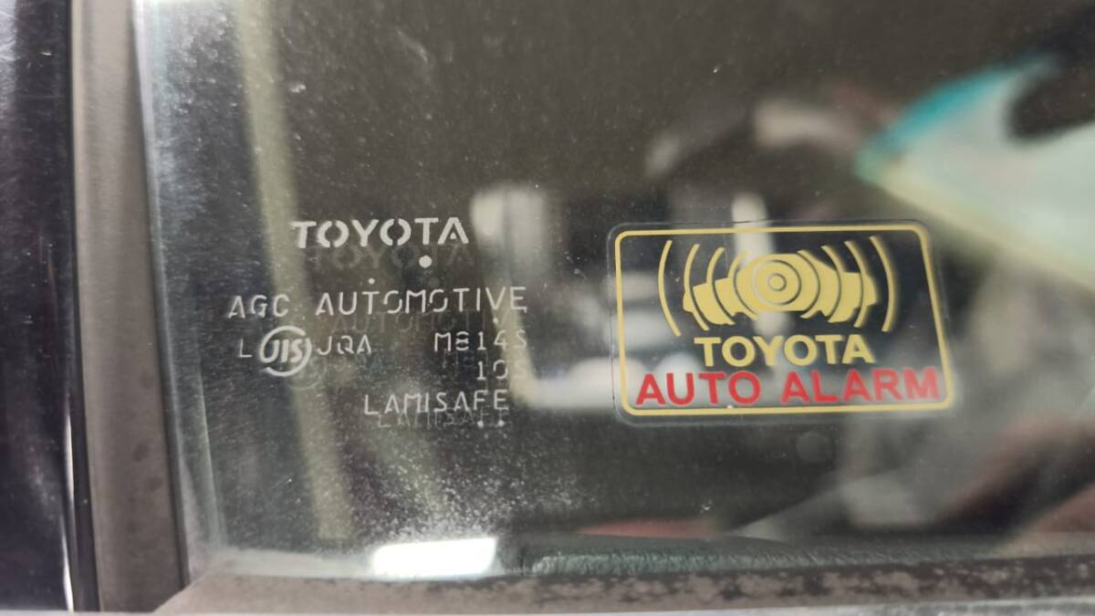トヨタ サイ Toyota Sai ( AZK10 ) 後期 純正 右 リア ドア 1F7 シルバーメタリック_画像4