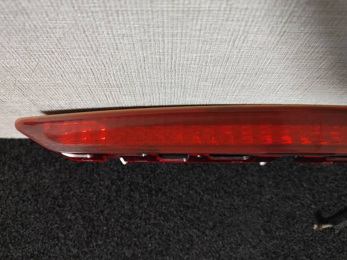BMW E85 Z4 BU25 BU30 ハイマウント ストップランプ レッド テールランプ 動作OK　y492_画像3