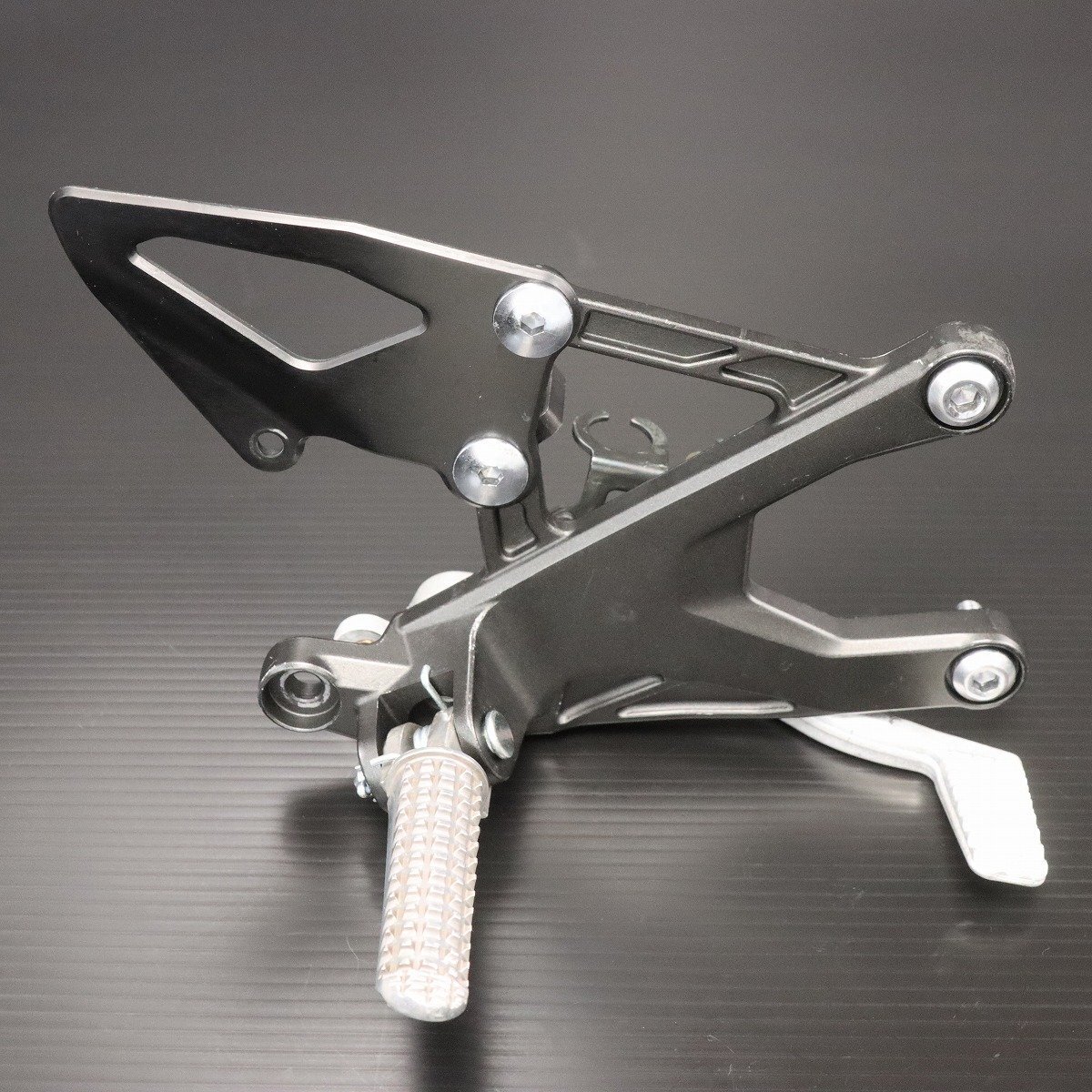 激安！YZF-R1純正右側(cè)メインステップAssy！2015～/2CR