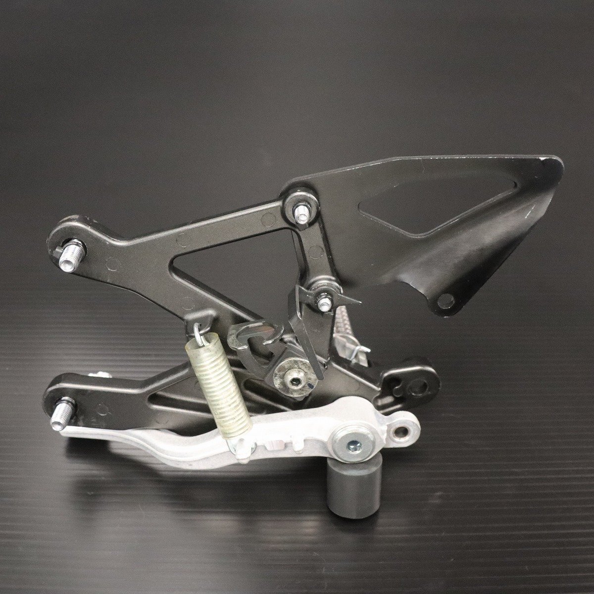 激安！YZF-R1純正右側(cè)メインステップAssy！2015～/2CR