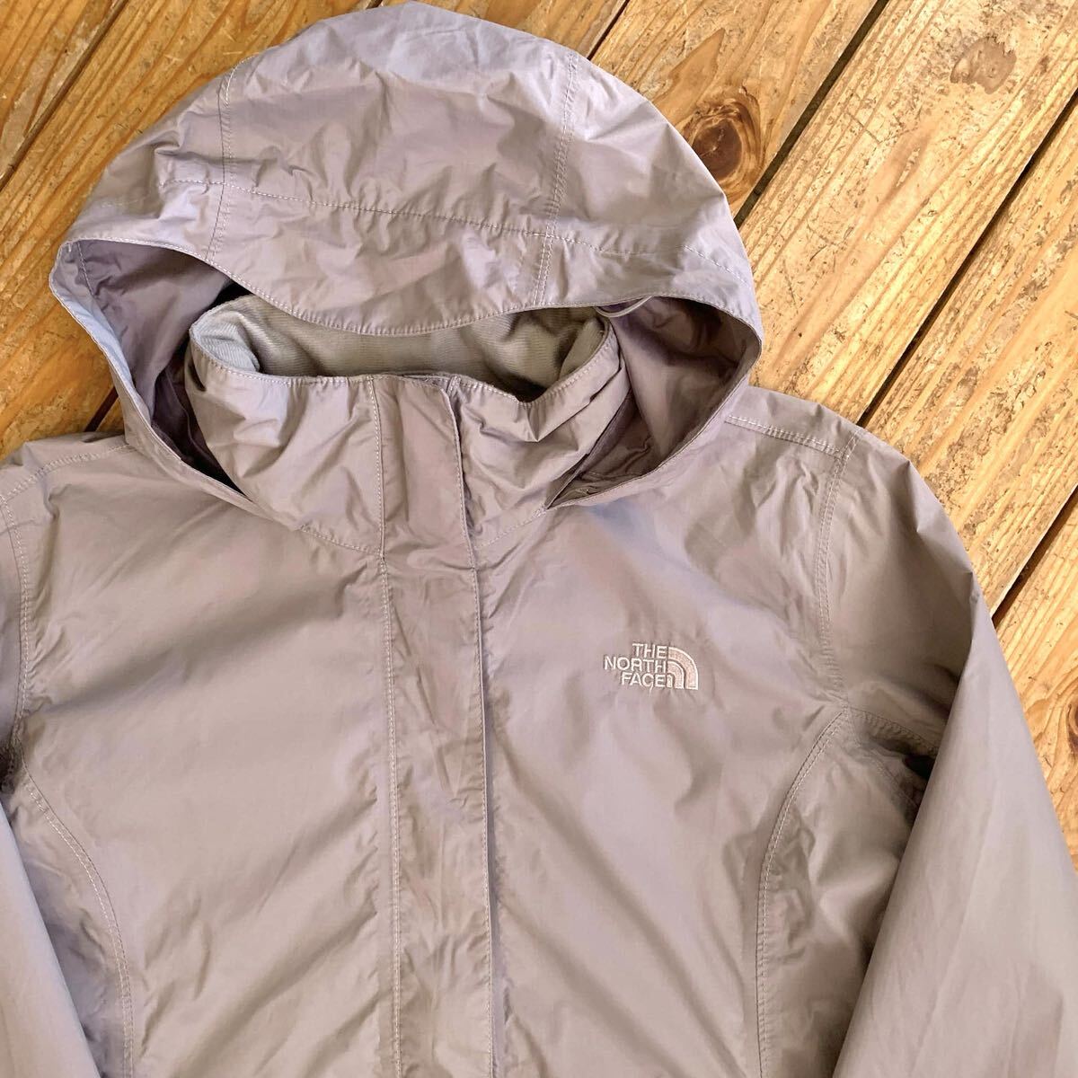 USA古着 THE NORTH FACE ノースフェイス ナイロンジャケット レディース Lサイズ アウトドア キャンプ 裏メッシュ カジュアル J4130_画像1