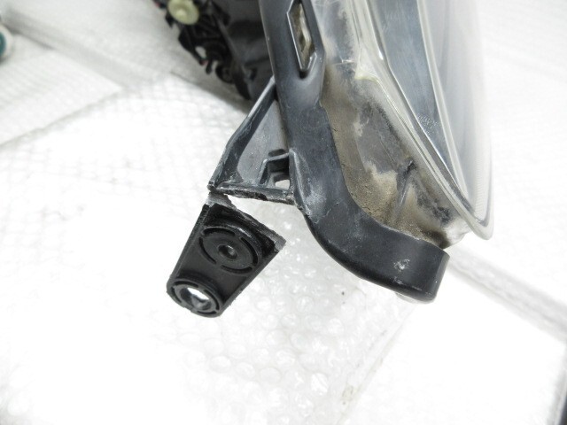 29年 インプレッサG4 DBA-GK6 右ヘッドランプ ヘッドライト 84002FL000 203920 4762_画像3