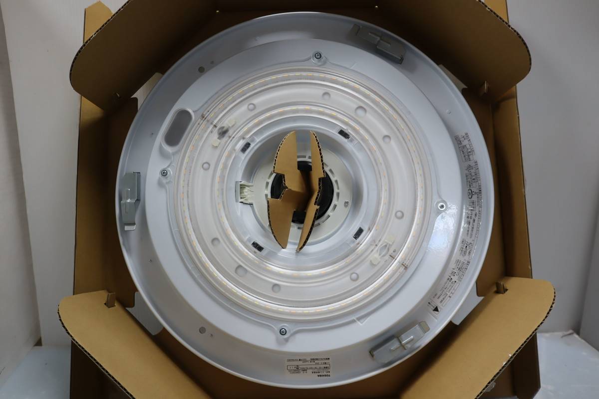 S0231 (9) T【新品未使用】東芝LEDシーリングライト48W(～12畳用) LEDH82480-LC◆天井照明/照明器具/_画像4