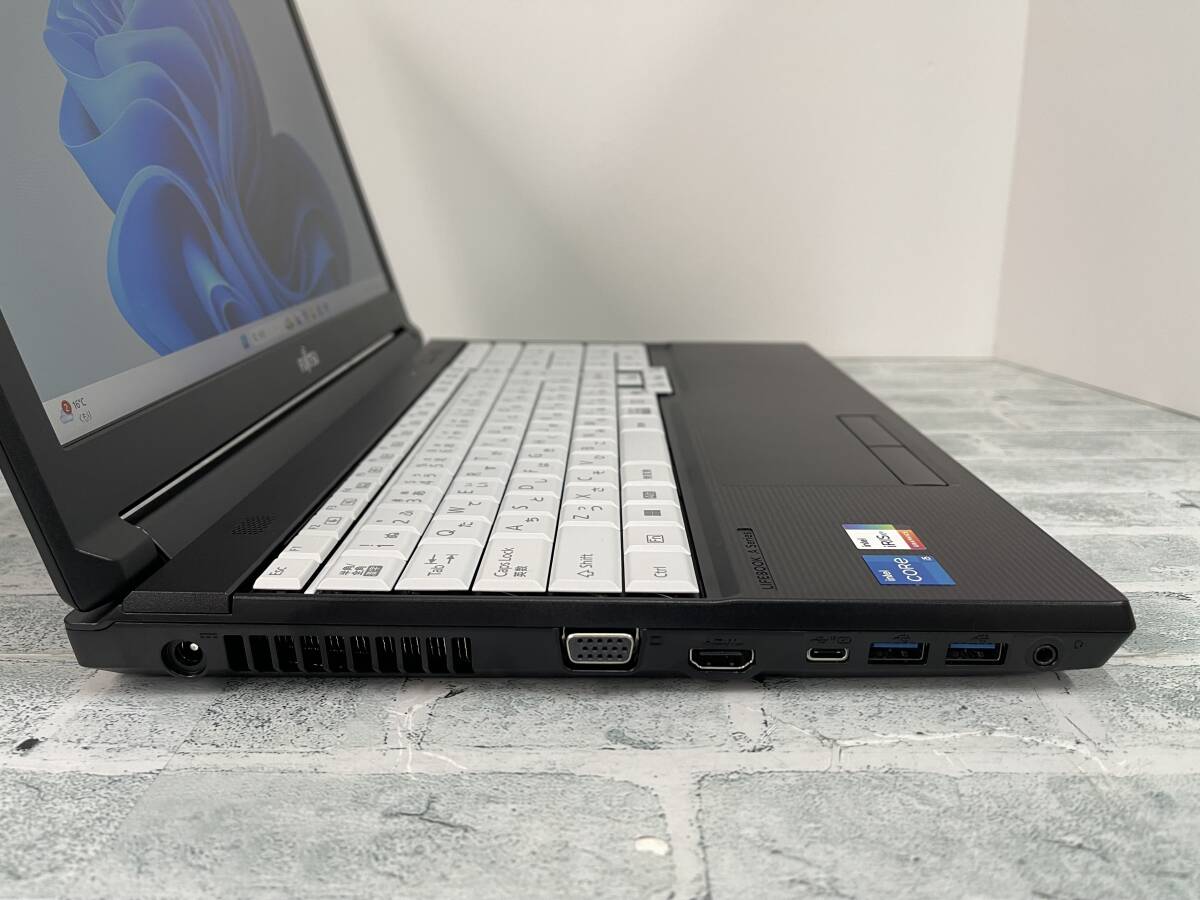 富士通 LIFEBOOK A5513/RX 2024年10月発表モデル Intel Core i5-1335U メモリ16GB+SSD256GB+DVD 顔認証 15.6型FHD Win11 送料無料 N7J1143_画像5