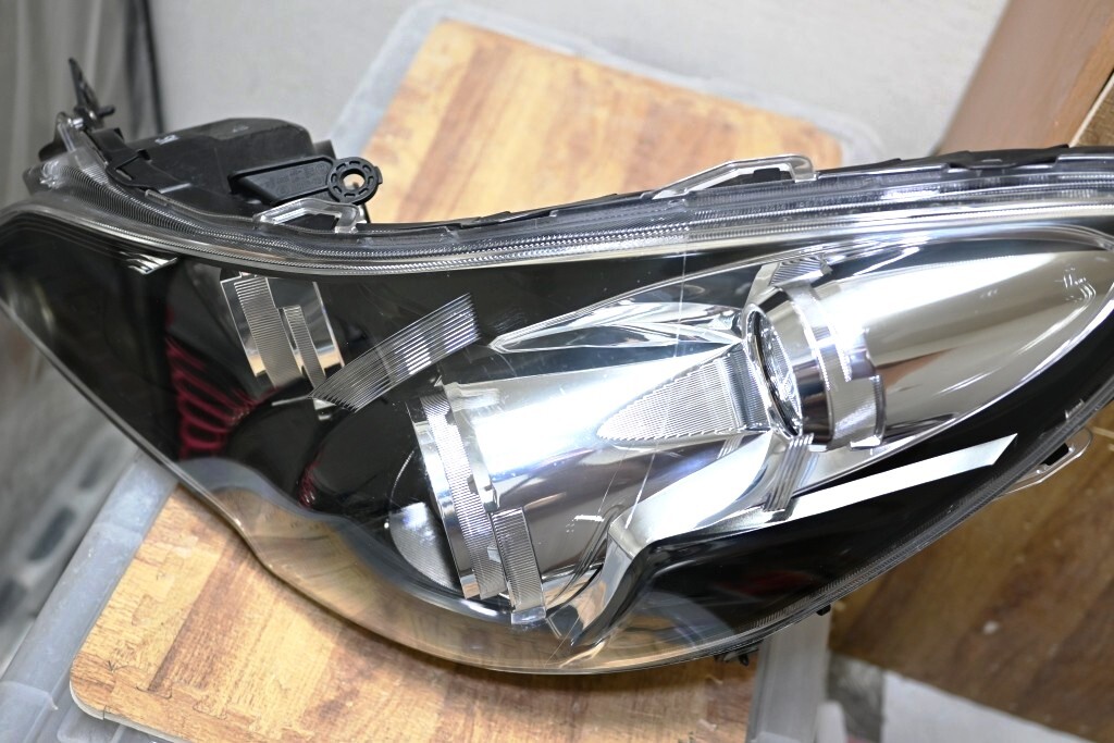 100円売切り SUBARU スバル レガシィ BM9 BR9 前期 純正 ブラック HID 左側 ヘッドライト KOITO 100-20061 5N　_画像7