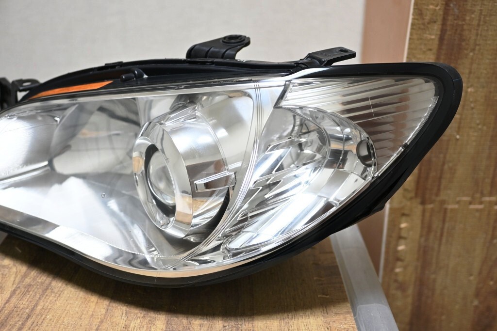 綺麗 黄ばみ無し SUBARU GD GG GG2 GG3 GGA GGC WRX 鷹目 インプレッサ F型 純正 後期 メッキ HID 左右 ヘッドライト ICHIKOH 1773 5K ①_画像9
