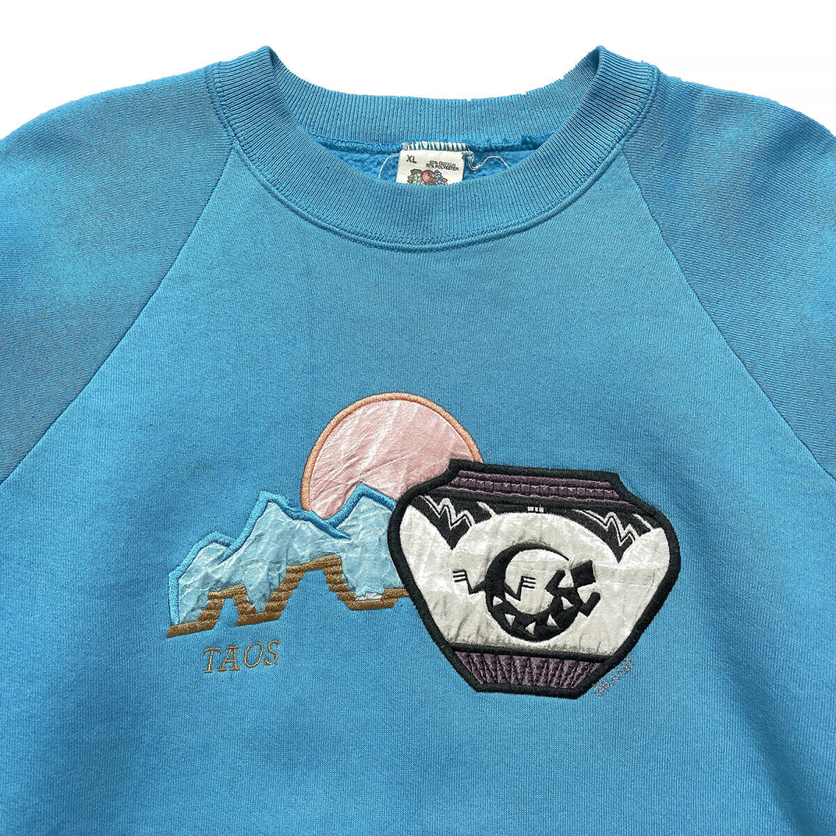 USA 古着 90S USA製 ヴィンテージ ニューメキシコ州 タオス クルーネック スウェット トレーナー メンズXL ターコイズ BD0404_画像3