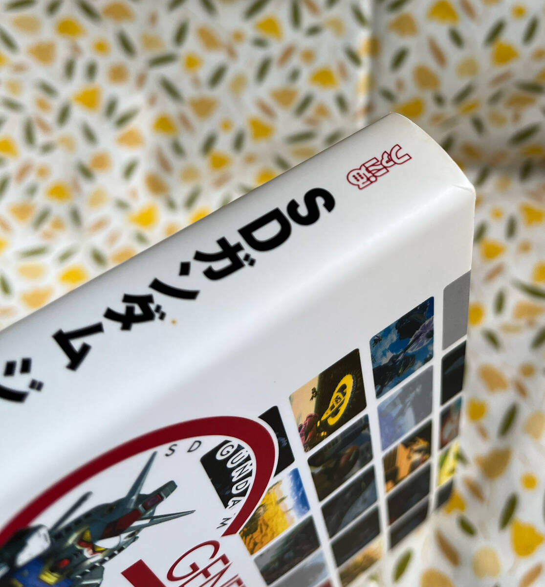 SDガンダム ジージェネレーションNEO コンプリートガイド ファミ通の攻略本 帯付き 初版 シミあり_画像5