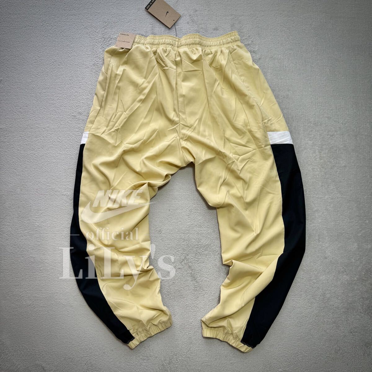 新品未使用　NIKE上下セットアップ　Ｌサイズ ウーブン　ゴールド　バスケ ウーブンジャケット　FZ0249 FZ0251 スウォッシュ　ジョーダン_画像6