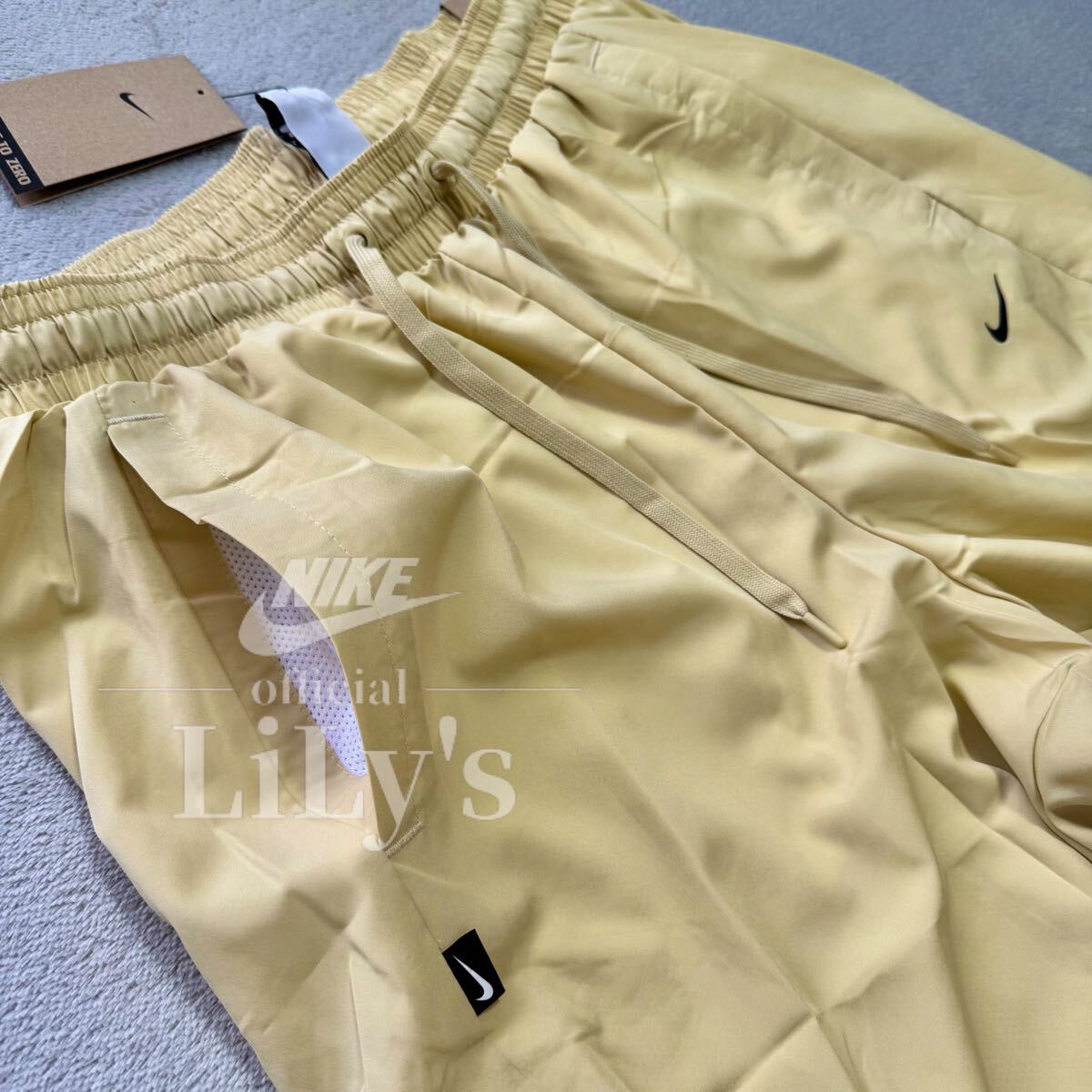 新品未使用　NIKE上下セットアップ　Ｌサイズ ウーブン　ゴールド　バスケ ウーブンジャケット　FZ0249 FZ0251 スウォッシュ　ジョーダン_画像8