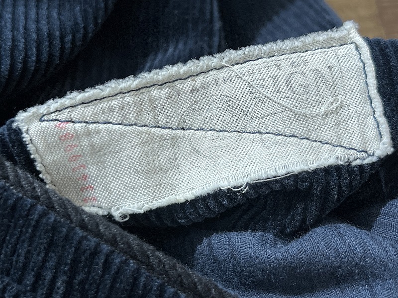送無 定63,800 美品 BLACK SIGN ブラックサイン 8W Corduroy BS Smonking Gown 太畝 コーデュロイ スモーキング ガウン コート Poison Blue_画像10