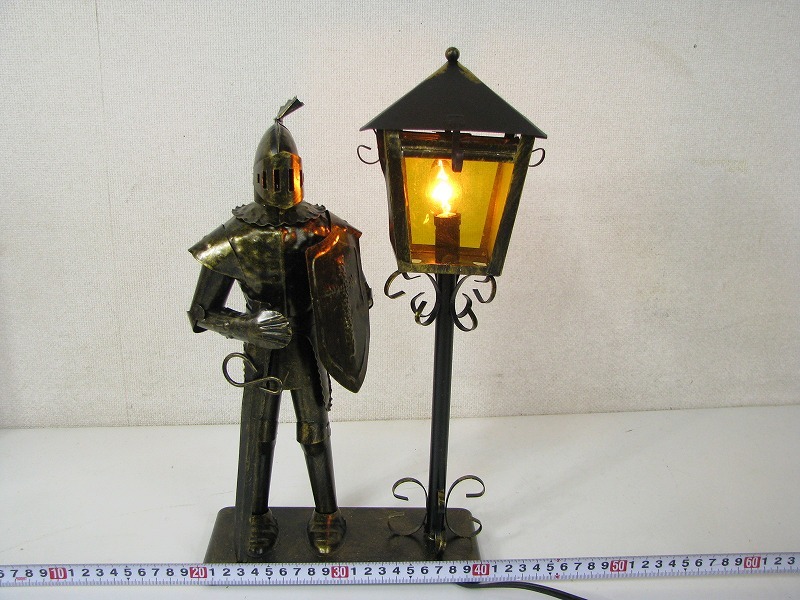  жестяная пластина рыцарь лампа стол лампа свет под старину украшение интерьер 