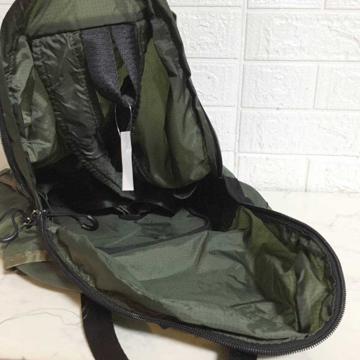 no36158 ZUCCa ズッカ ナイロン 2way トートバッグ リュックサック デイパック 通勤 通学 A4収納可能_画像5