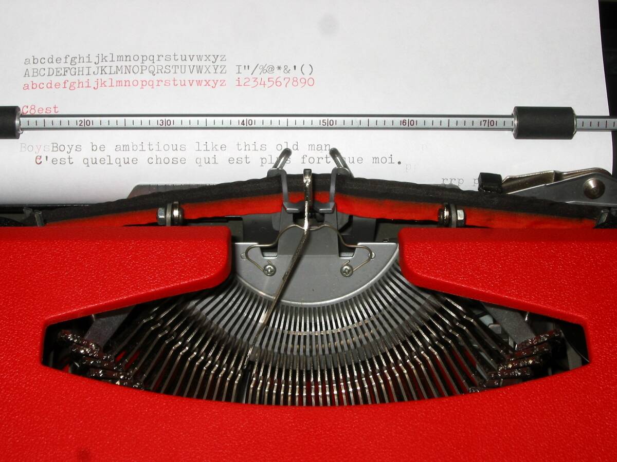 タイプライター Valiant 413 完動品　(JP7-413) 赤色 ケースあり　brother ブラザー工業 バリアント 1966～_画像4