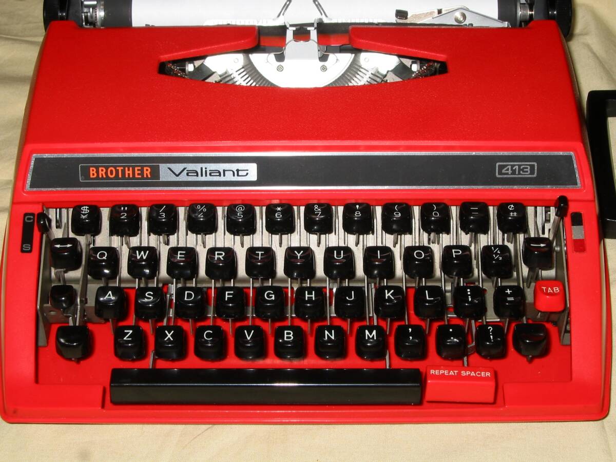 タイプライター Valiant 413 完動品　(JP7-413) 赤色 ケースあり　brother ブラザー工業 バリアント 1966～_画像3