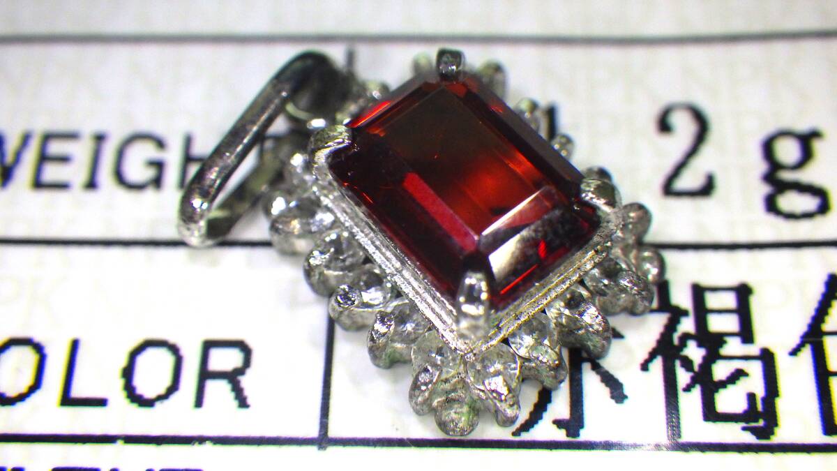 天然ロードライトガーネット　1.2g　ペンダントトップ　ソーティング付き_画像1