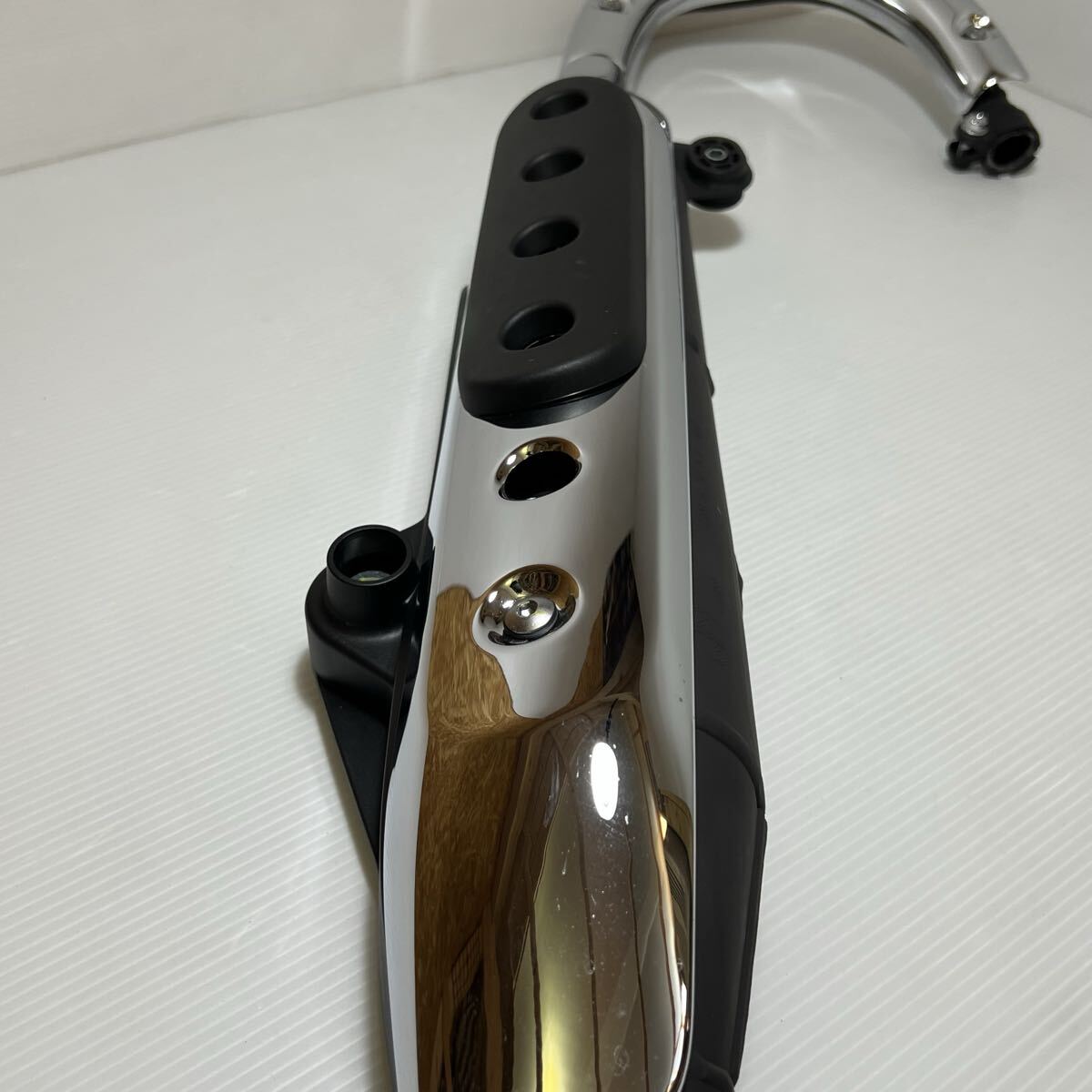 ホンダ ダックス125 マフラー 純正 新車外し 中古 バイク部品_画像2