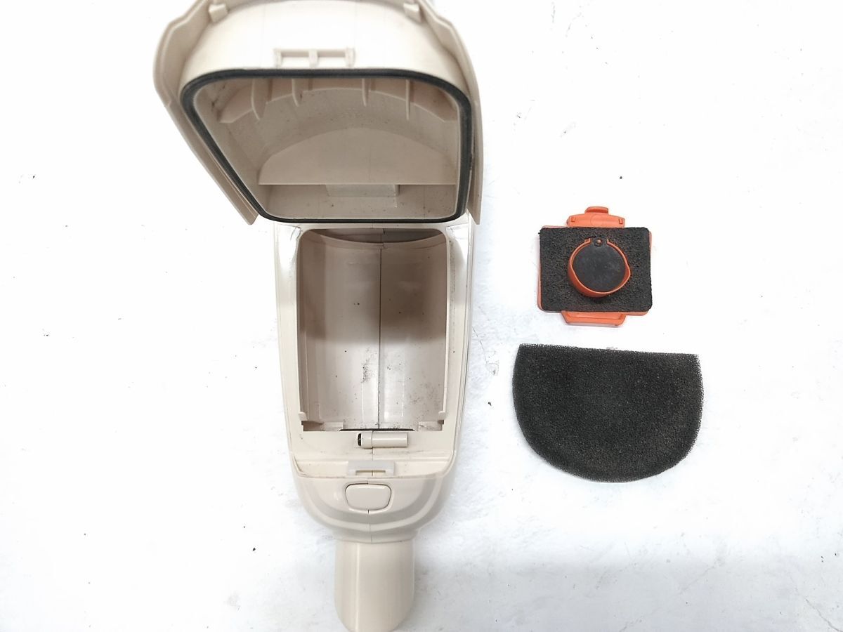 ●動作品 makita マキタ 充電式クリーナー CL105D(N) 充電式クリーナ コードレス 掃除機 充電器付き ホワイト 1007-315B @100●_画像8