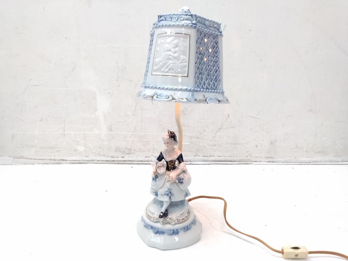 ●動作品 Demain ドマン 洋風アンティーク調 卓上ランプ 陶器人形 インテリア 高さ43.5㎝ ナイトスタンド インテリア 1007-317B 〒@100●_画像1