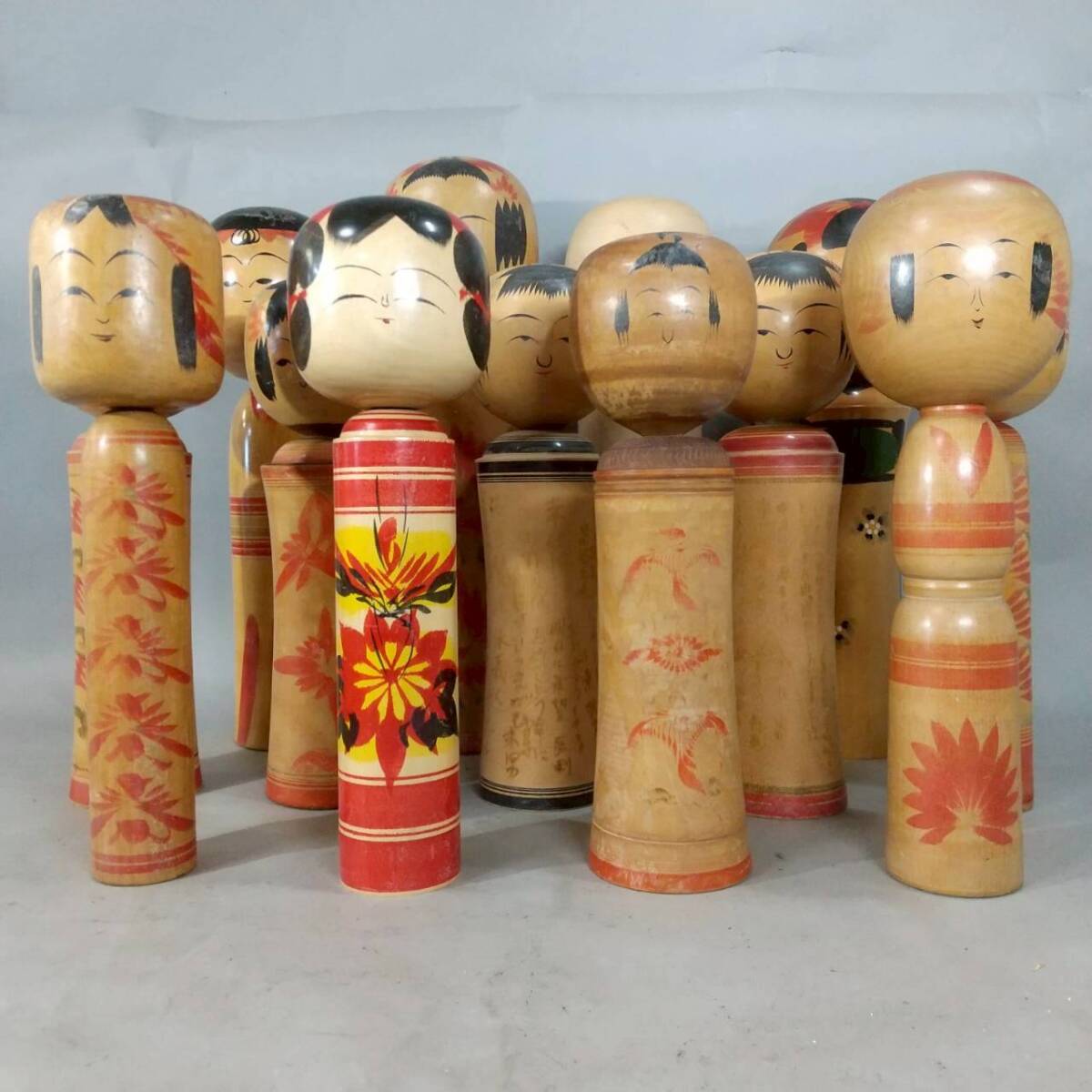 B2192 伝統こけし まとめて18点大量 佐藤辰雄 希三 優良県産品 清原たかお 佐藤俊雄 森谷和男 高橋精志 鉄園 高橋武蔵 岡崎才吉 同梱不可_画像4